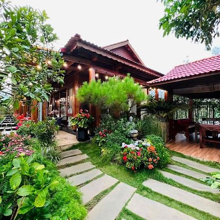 Vuon Tra Homestay Mang Den Kon Von Kla Buitenkant foto